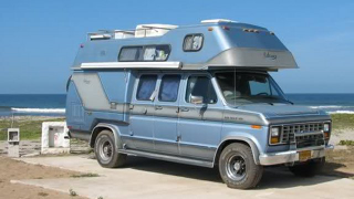 Illustration for article titled The ten creepiest vans